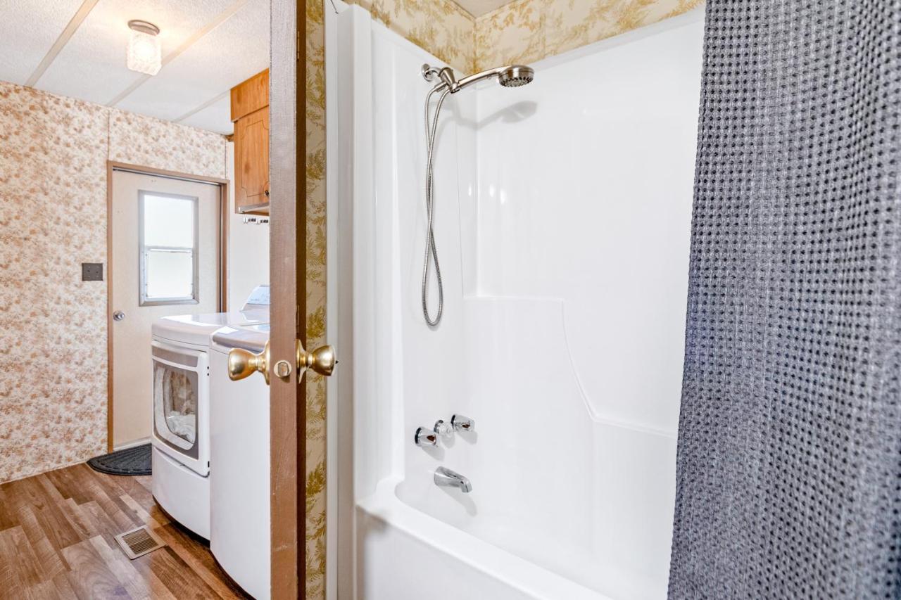Downtown Harrison Lakefront Getaway Εξωτερικό φωτογραφία